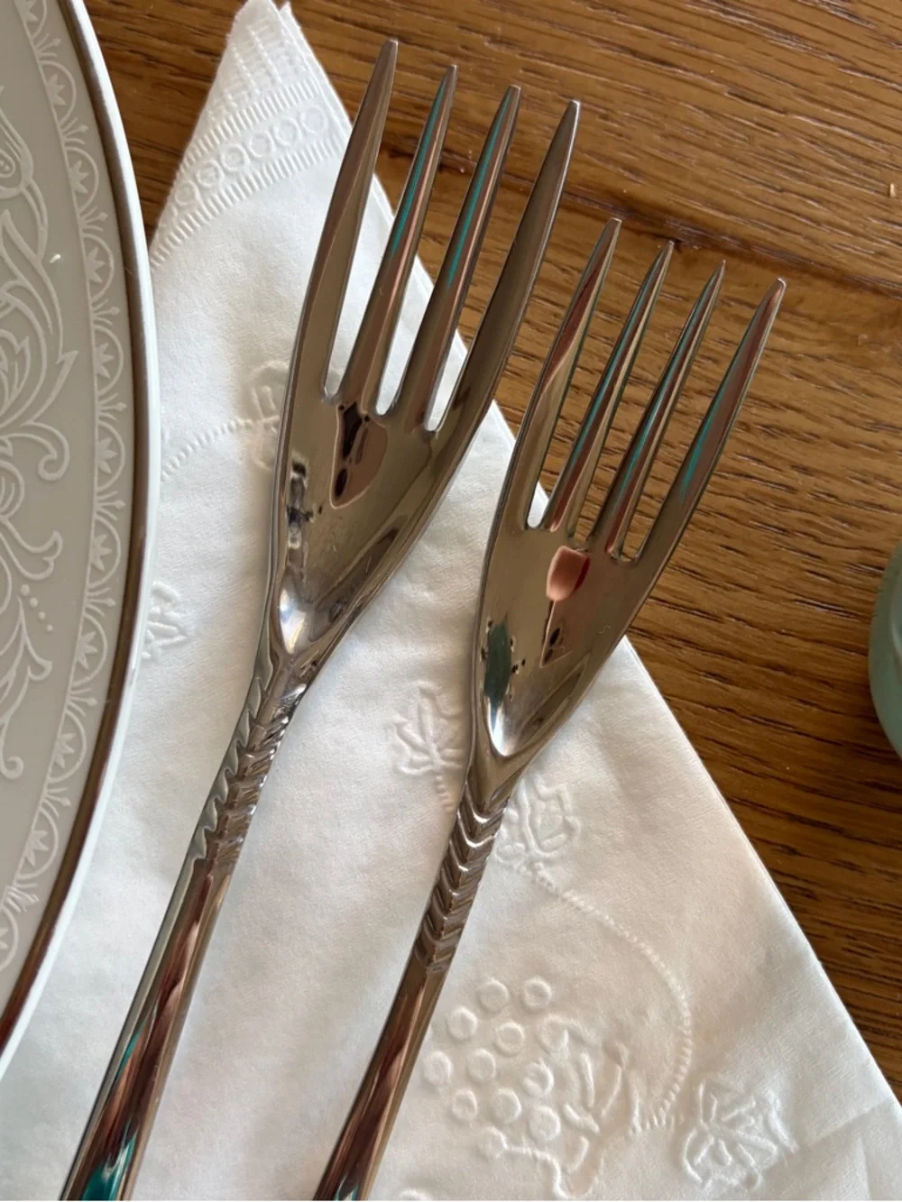 Hisar Mamba 6 Large + 6 Small Fork Set AISI 304 Stainless Steel + 8 Knives Free